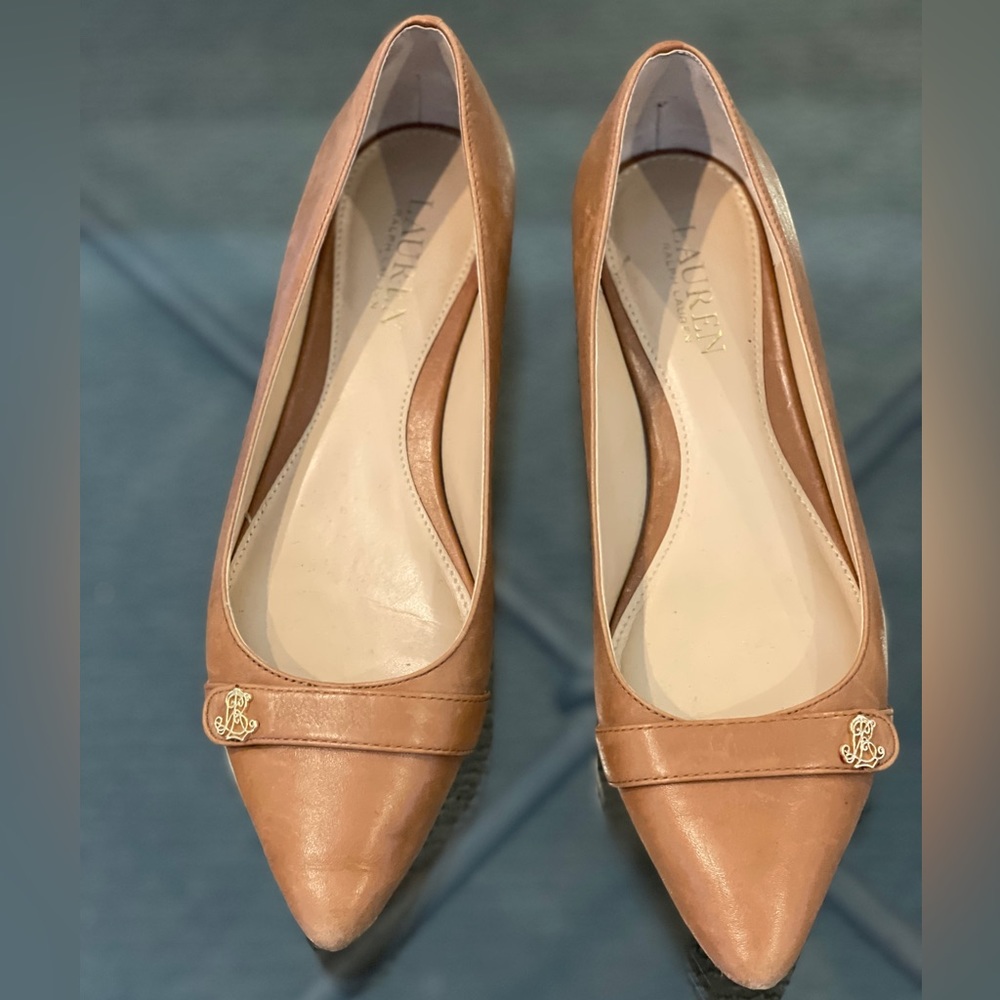 Lauren Ralph Lauren Amina’s pointed toe flats Size 8